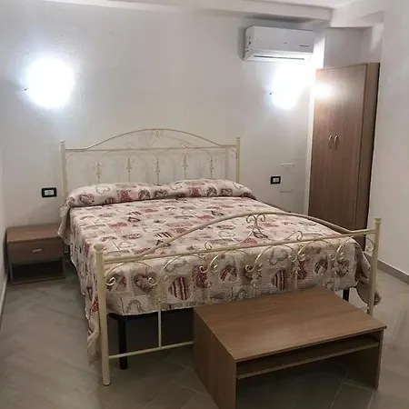 Oda ve Kahvaltı San Leonardo 3*