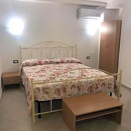 San Leonardo Oda ve Kahvaltı 3*